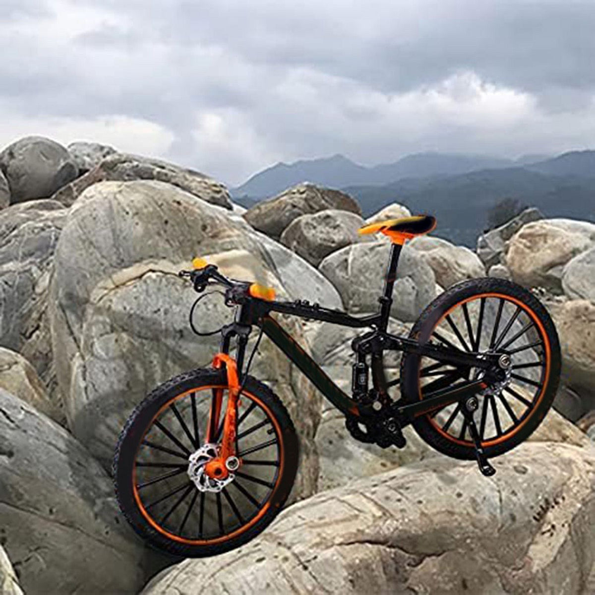 Metal Bicycle Decor L733