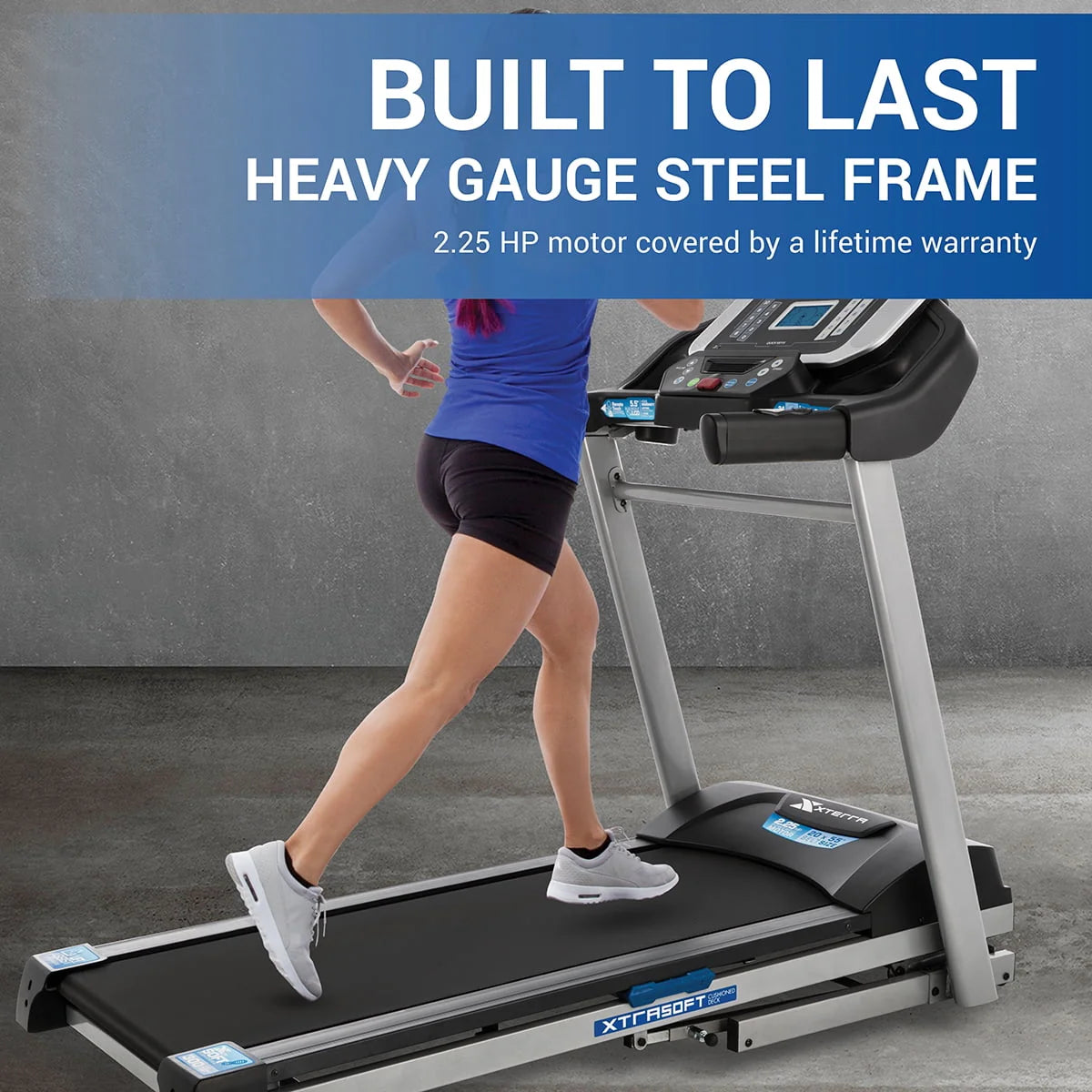Folding Treadmill with 2.25 HP Motor and 10 Levels Incline P665