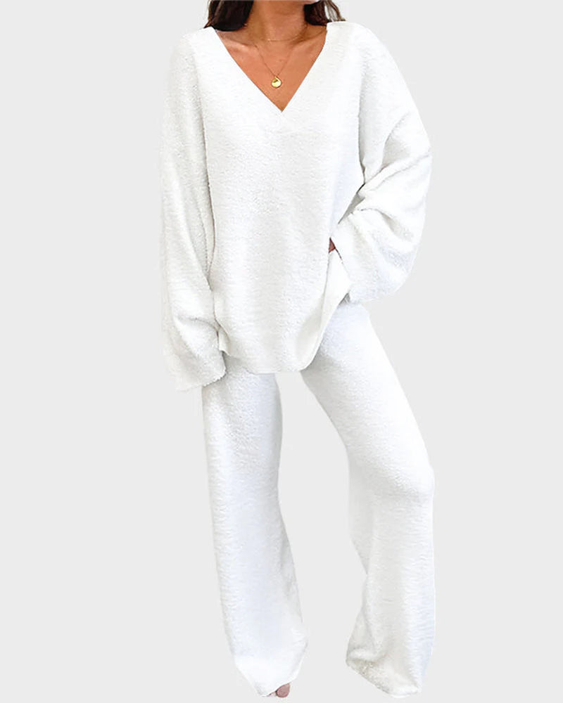 Soft Fuzzy V-Neck Loungewear Set W740