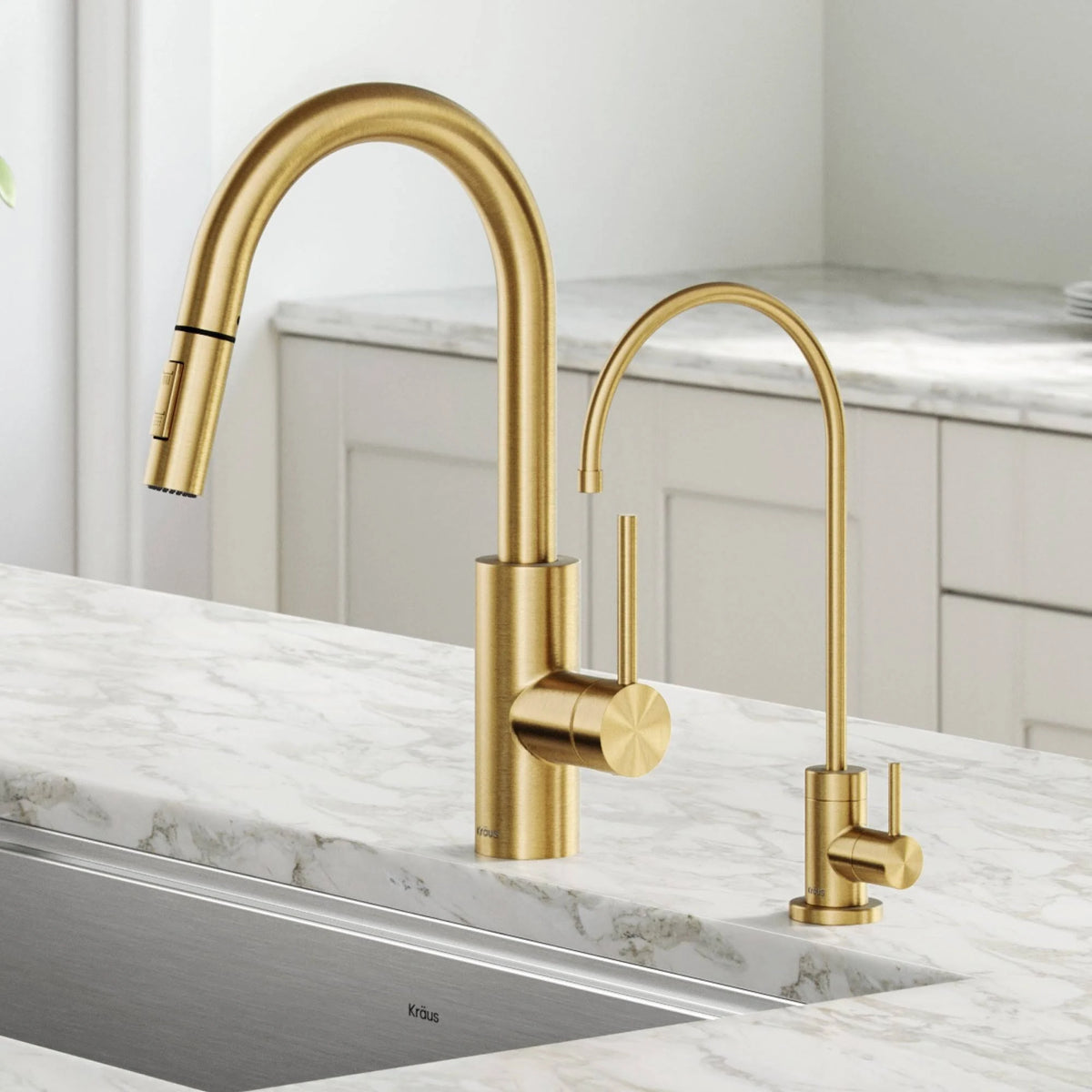 2-Function 1-Handle Pulldown Kitchen Faucet with Dispenser Faucet U416