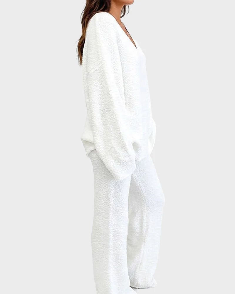Soft Fuzzy V-Neck Loungewear Set W740