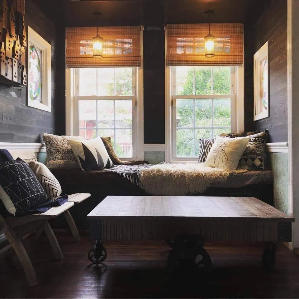 Peel and Stick Reclaimed Black Ice Wood Planks D161722