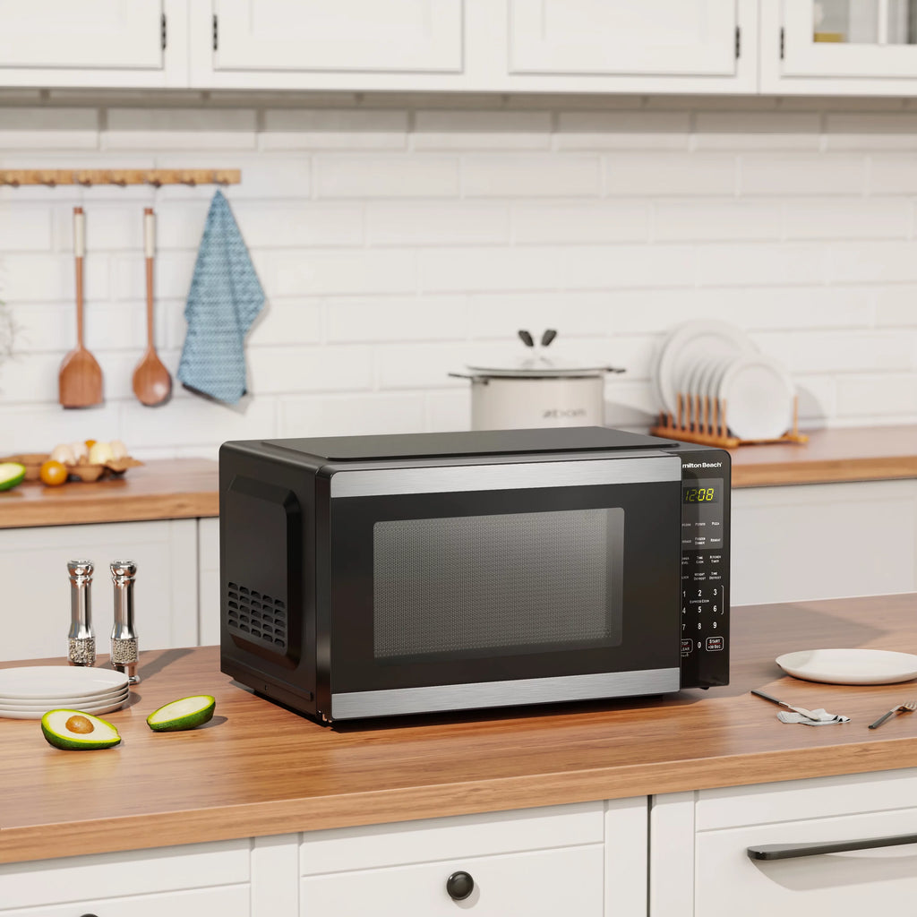 0.9 Cu ft Stainless Steel Countertop Microwave Oven D114