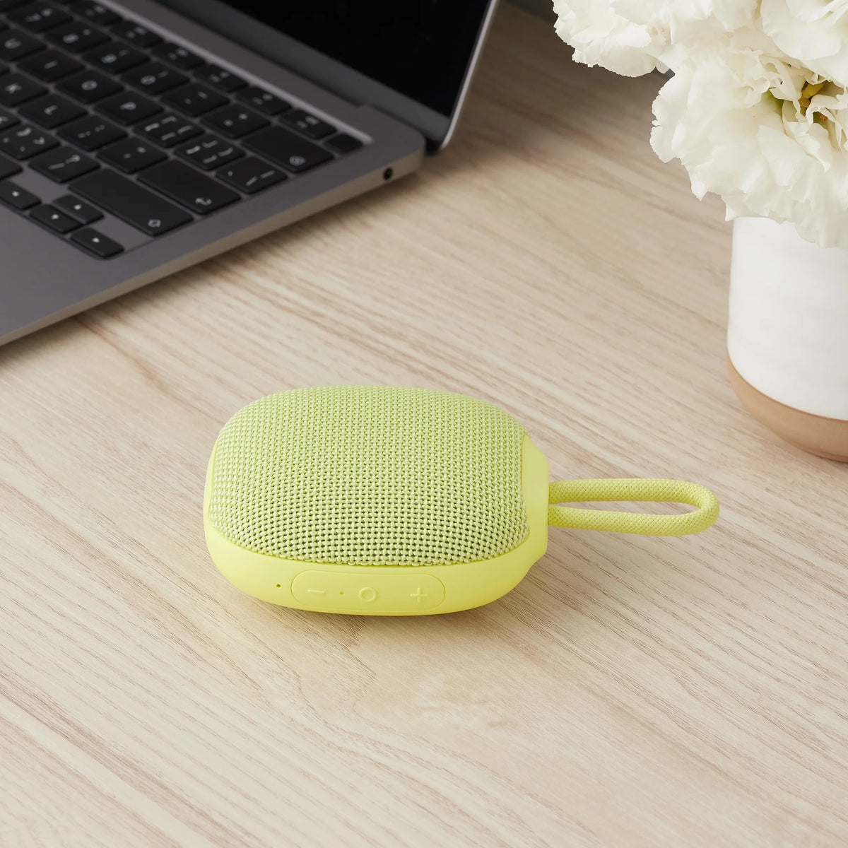 Rugged Speaker Q1802