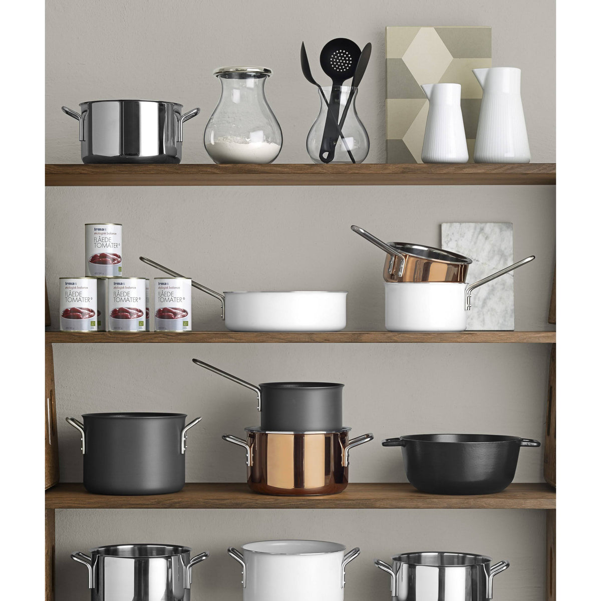 White Line Casserole K59300