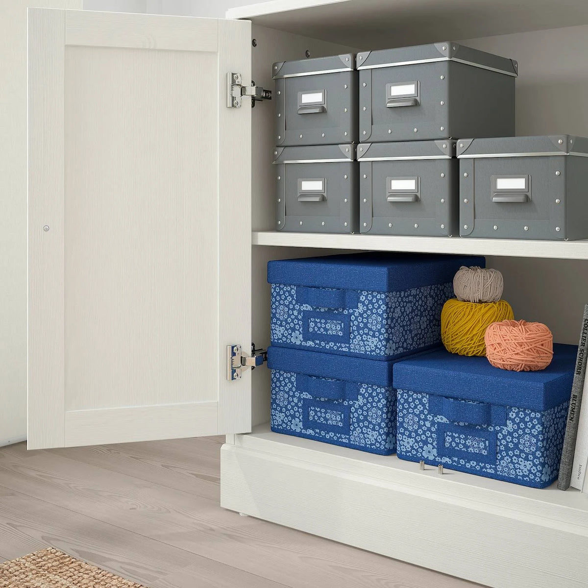 White Storage Combination with Glass Doors Y45159