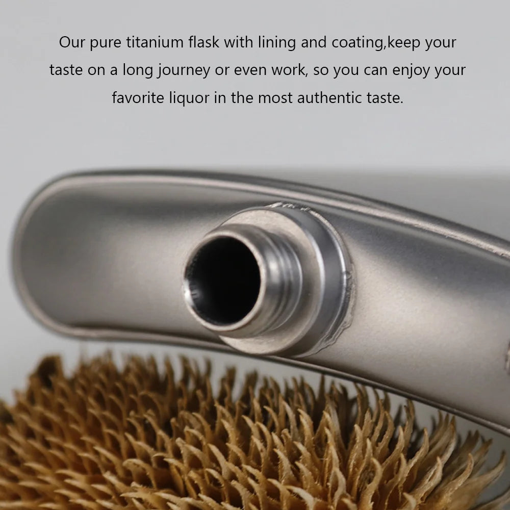 Titanium Flask Hip Flagon with Screw Clip Ultralight Hydration Flat Bottle with Ti Funnel Q6073