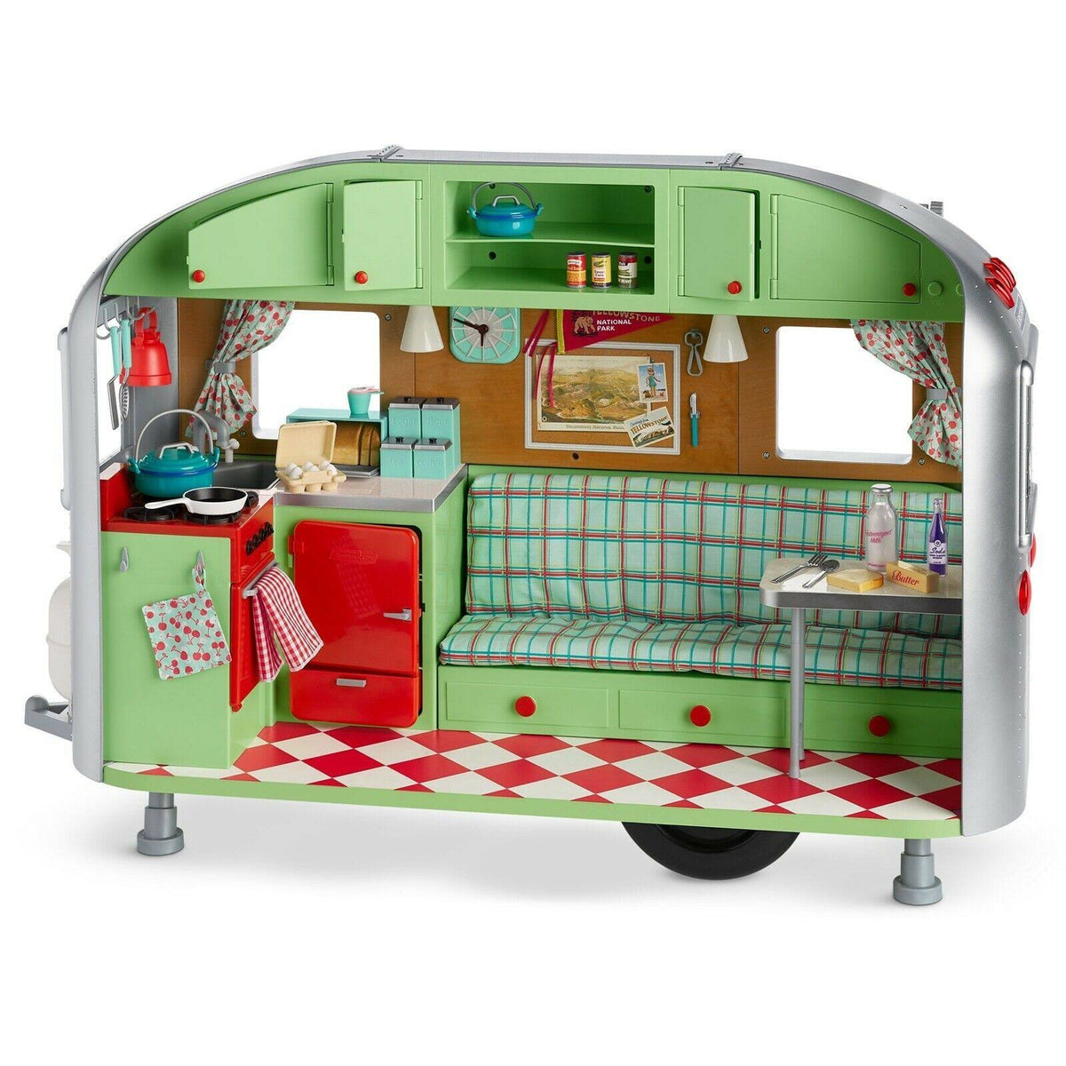 Airstream Travel Trailer for 18x22 Dolls U820