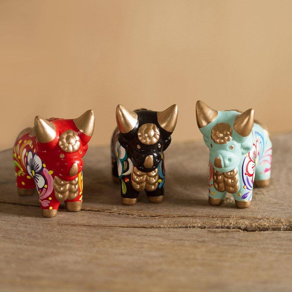 Red Black Turquoise Hand Painted Floral Ceramic Bull Figurines, Set of 3 O306475