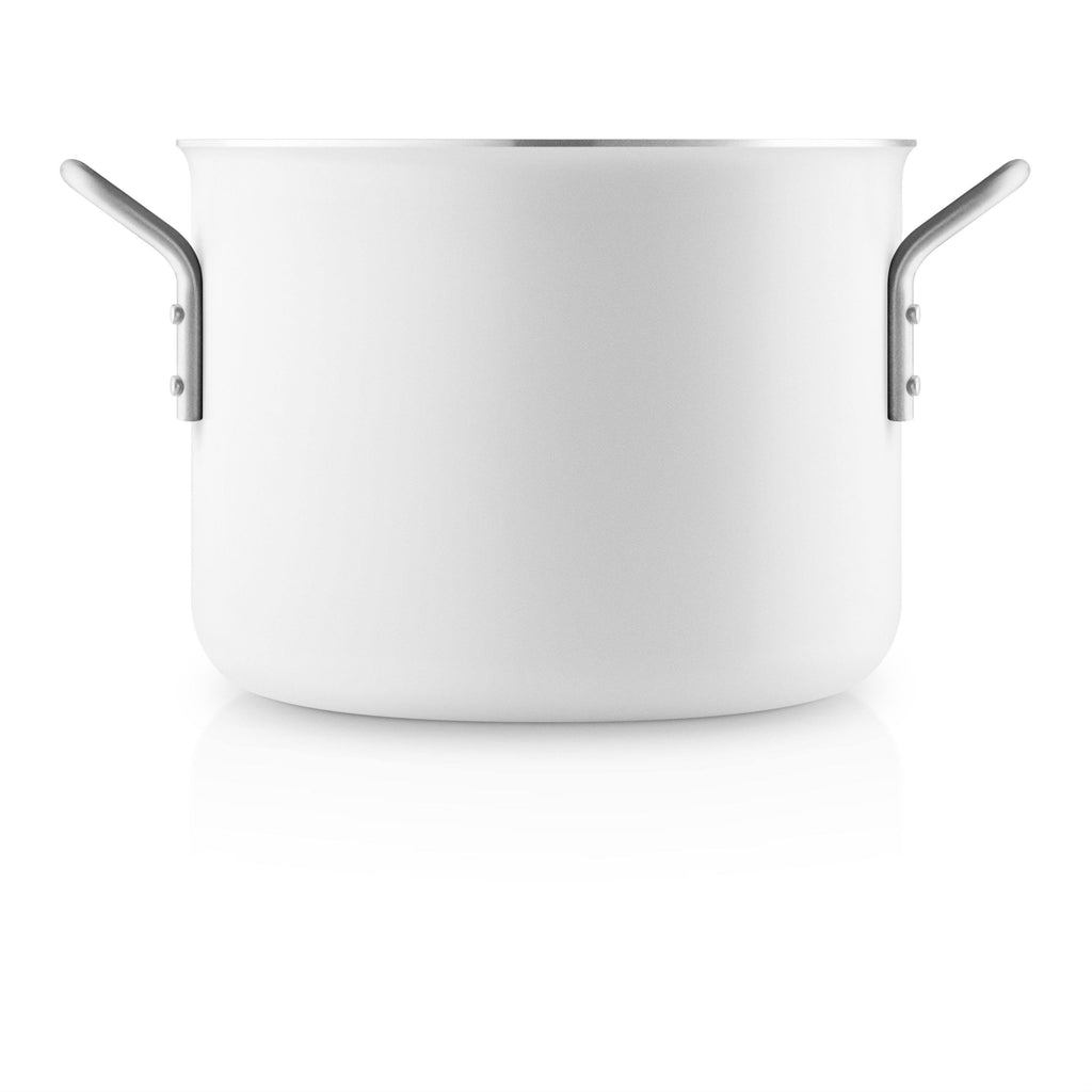 White Line Casserole K59300